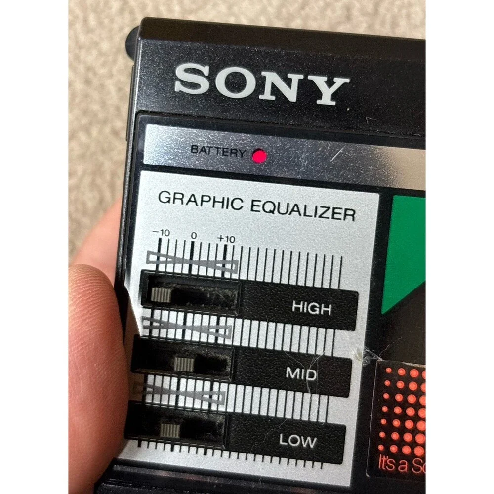 Sony Walkman WM-F18 Black Dual Band Auto-Reverse FM/AM Stereo Cassette Player